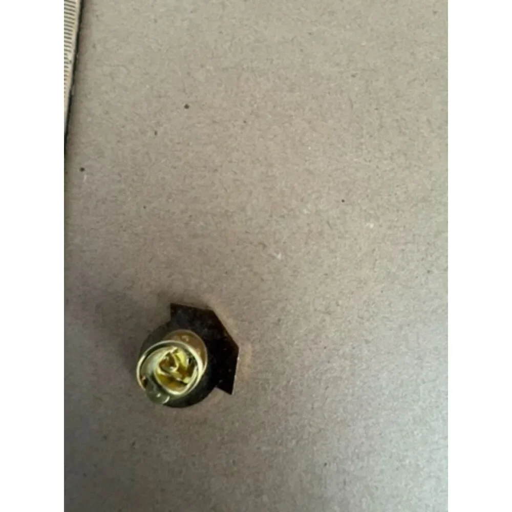 Central Safe Drive Defensively 600,000 miles award pin
